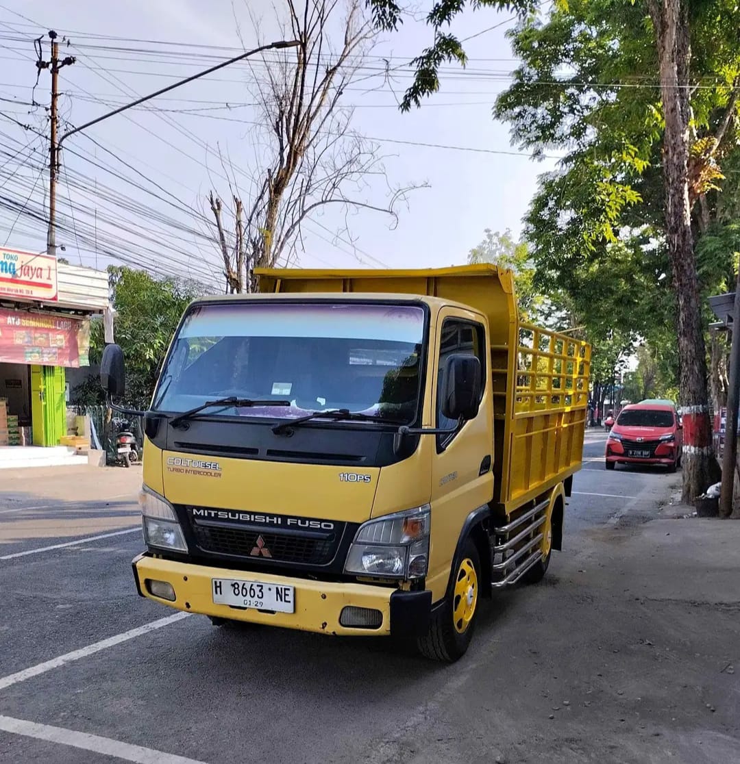 Truk Engkel Roda 4